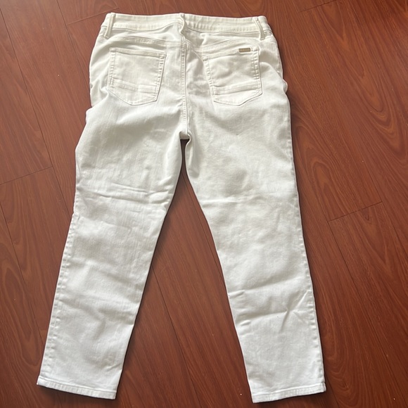 Chico’s So Slimming Girlfriend Crop patchwork white jeans‎ size 1.5/10 - Picture 3 of 14